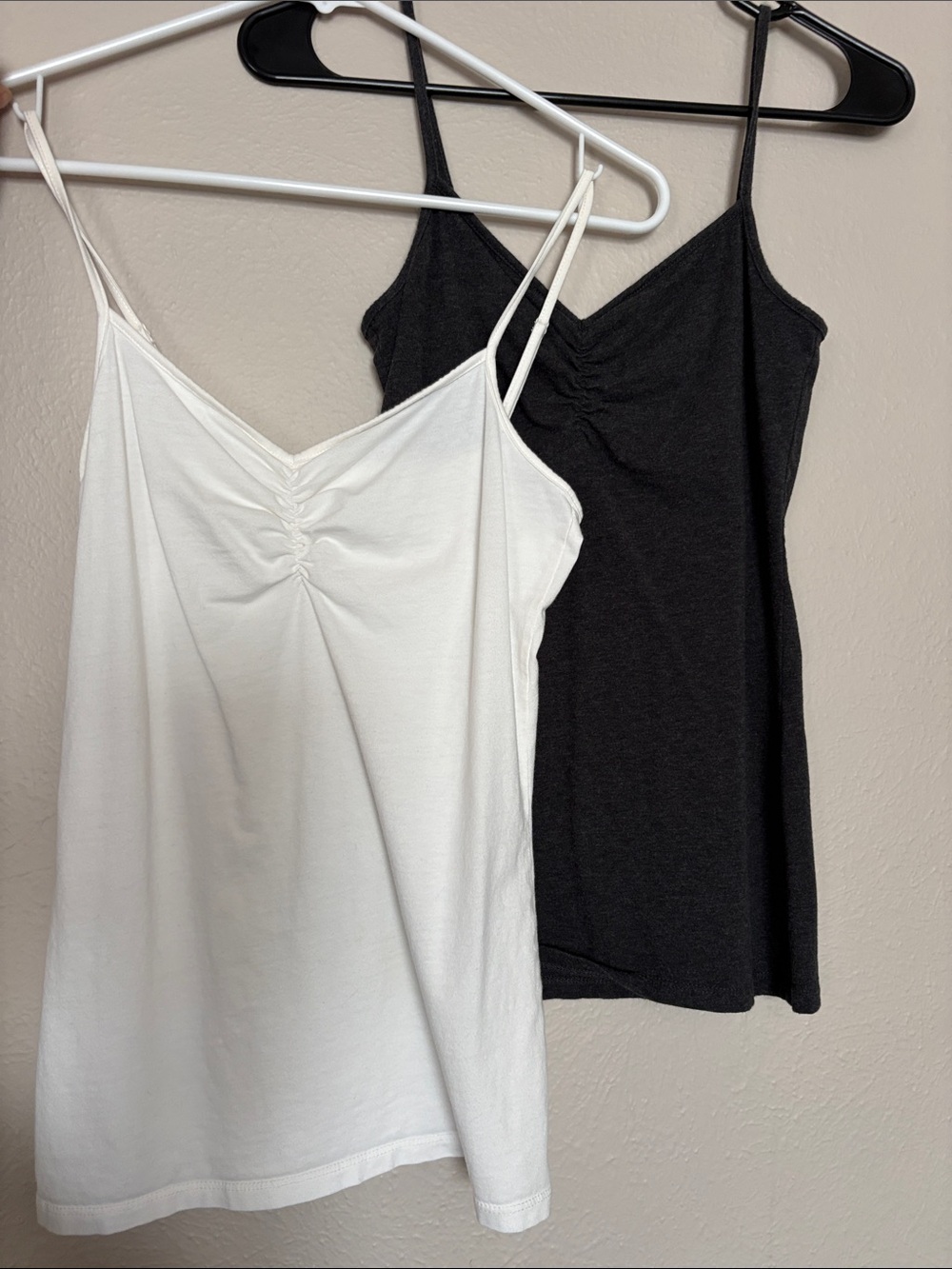 LOFT Pair of Ruched Adjustable Spaghetti Strap Camisoles Cream/Charcoal Grey